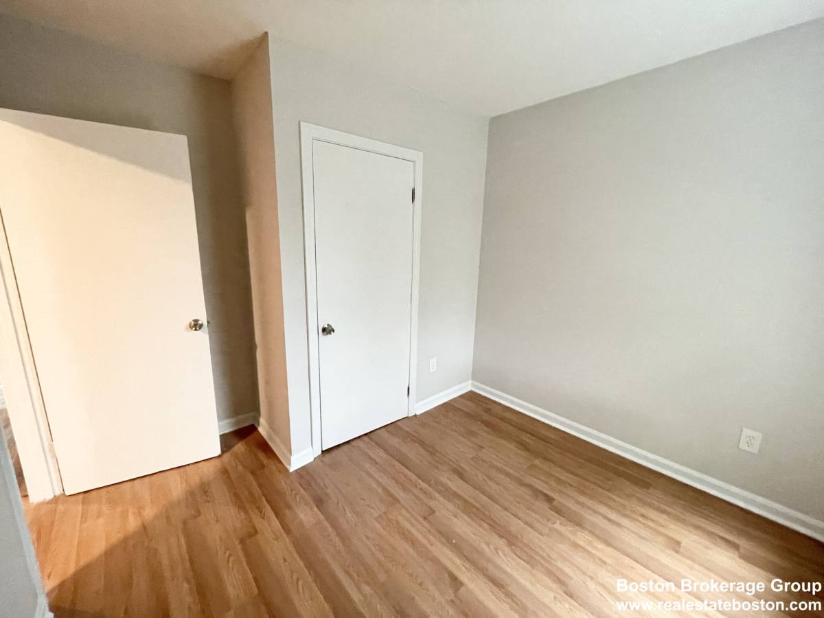 Apartment for rent at 92 Hammond St #5, Roxbury Crossing, MA 02120