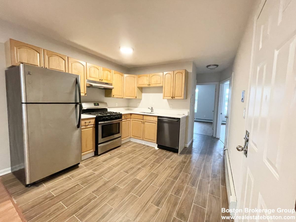 Apartment for rent at 92 Hammond St #5, Roxbury Crossing, MA 02120