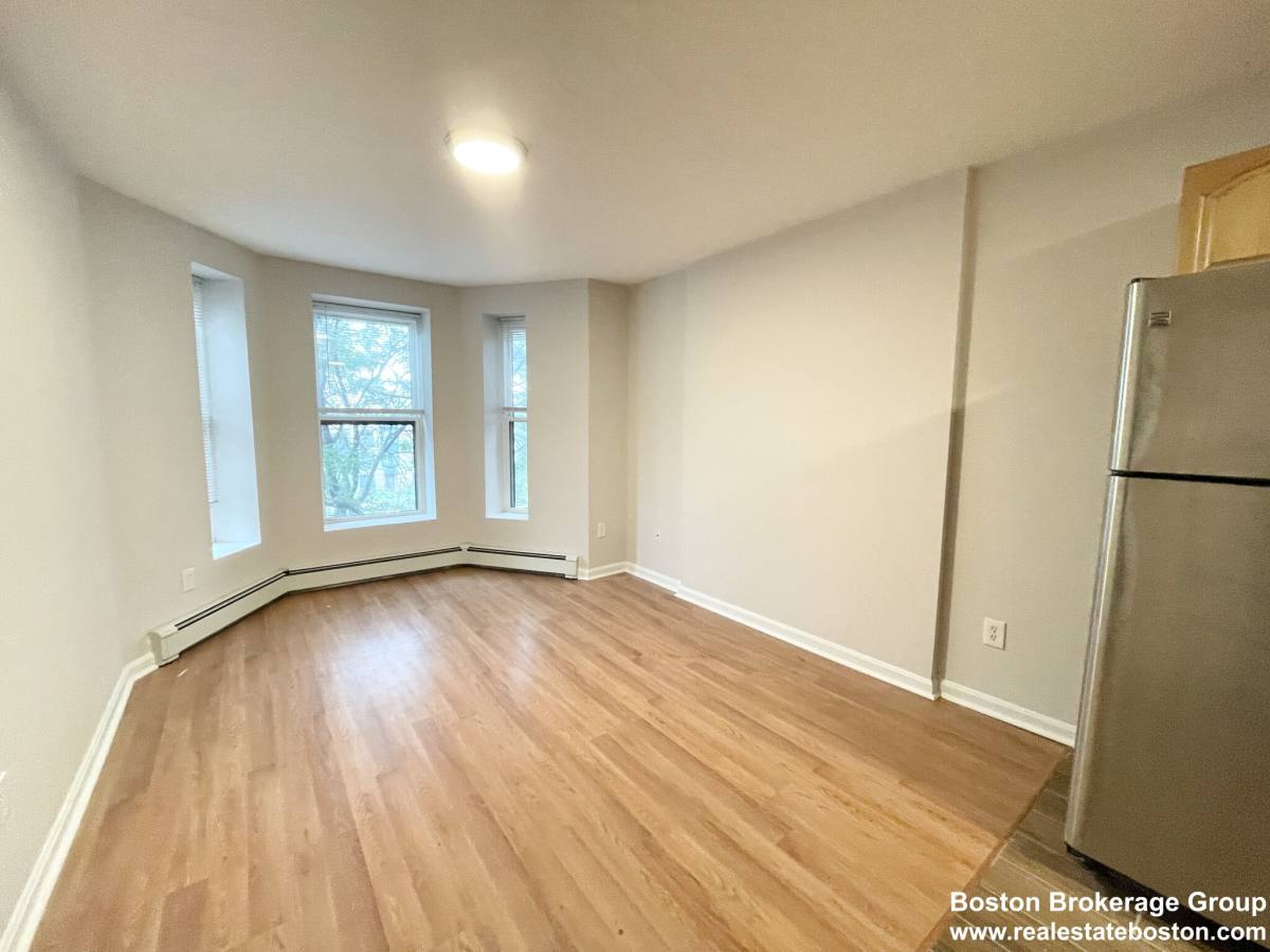 Apartment for rent at 92 Hammond St #5, Roxbury Crossing, MA 02120