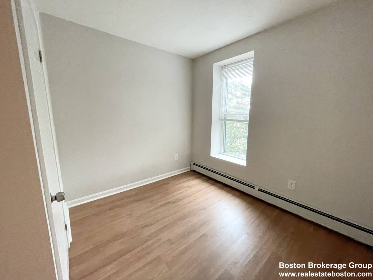 Apartment for rent at 92 Hammond St #5, Roxbury Crossing, MA 02120