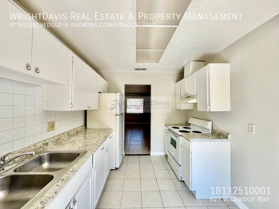 Apartment for rent at 627 Wildwood Way, Clearwater, FL 33756
