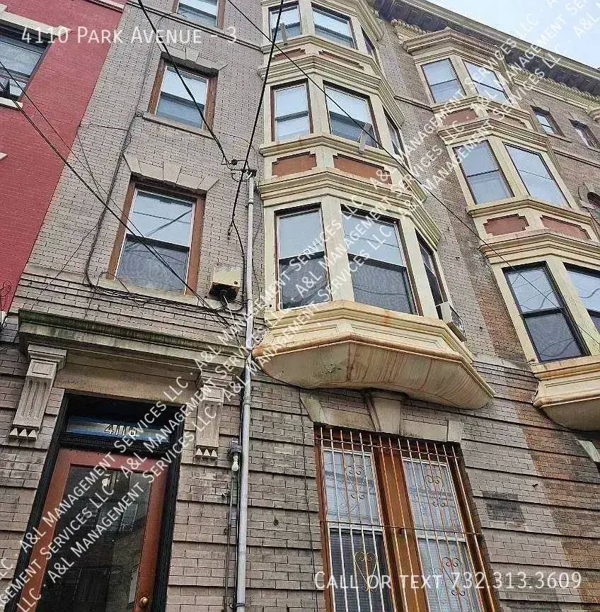 Apartment for rent at 4110 Park Ave #3, Weehawken, NJ 07086