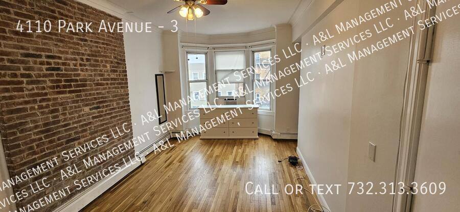 Apartment for rent at 4110 Park Ave #3, Weehawken, NJ 07086