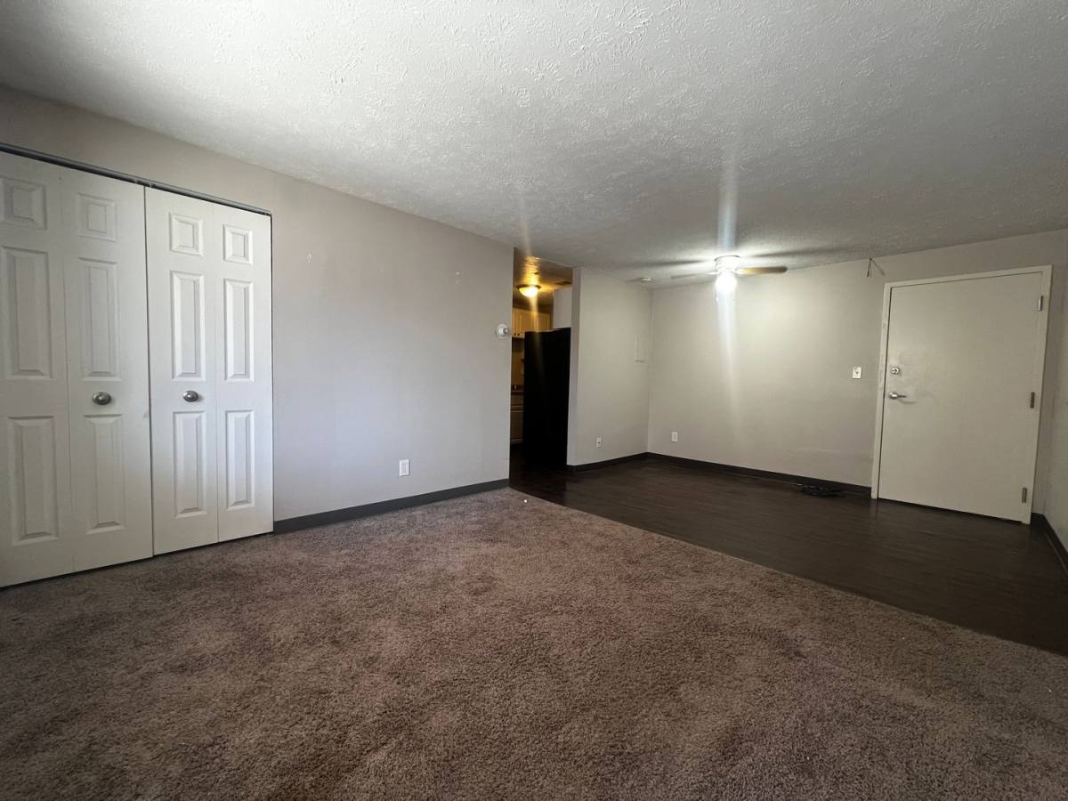 Apartment for rent at 12050 Lake Ave #103, Lakewood, OH 44107