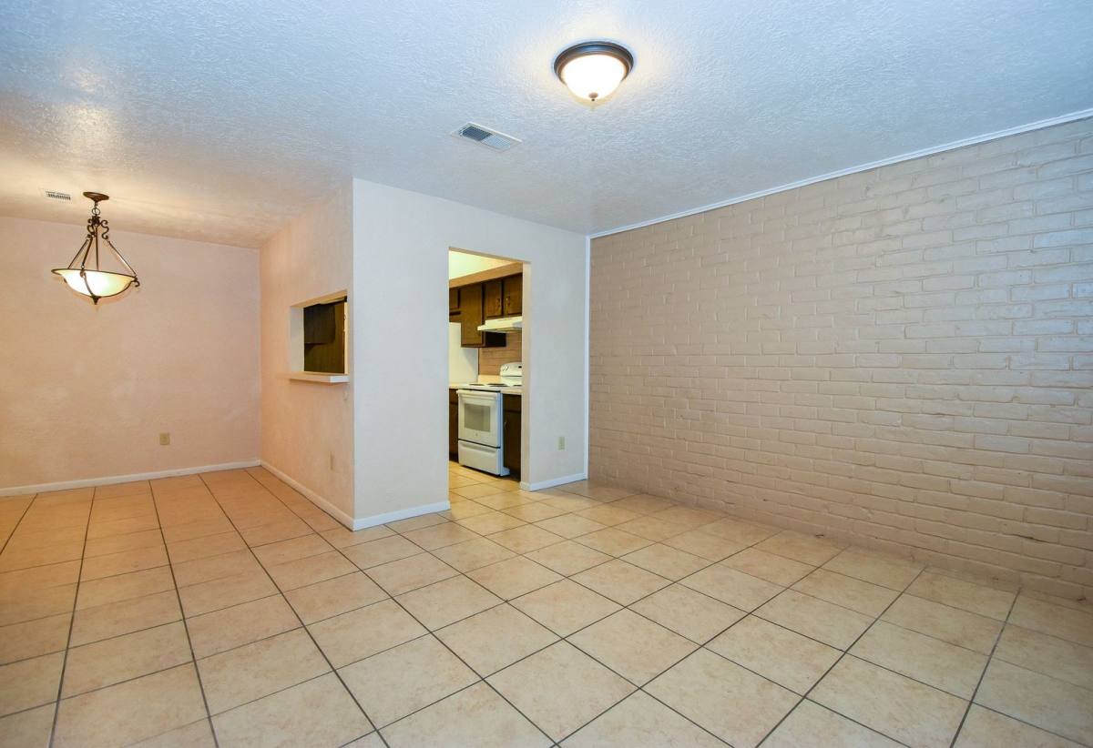 House for rent at 1519 Barcelona Way, Baytown, TX 77520