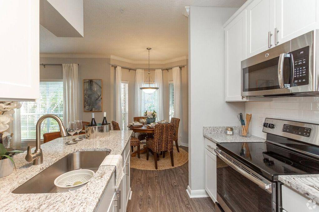 Apartment for rent at 2323 Long Reach Dr #FFC1, Sugar Land, TX 77478