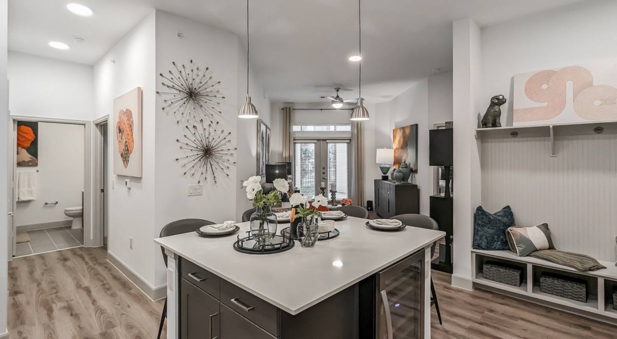 Apartment for rent at 1011 W 34th St #TRGO1, Houston, TX 77018