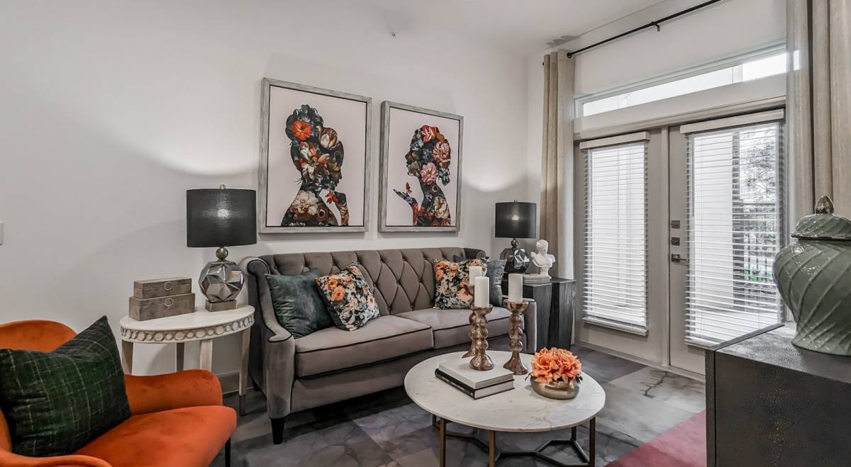 Apartment for rent at 1011 W 34th St #TRGO1, Houston, TX 77018
