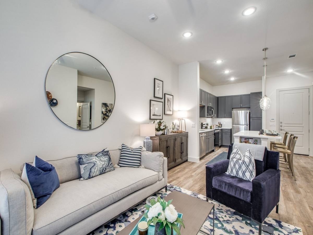 Apartment for rent at 2220 Pinegate #CA1, Houston, TX 77008