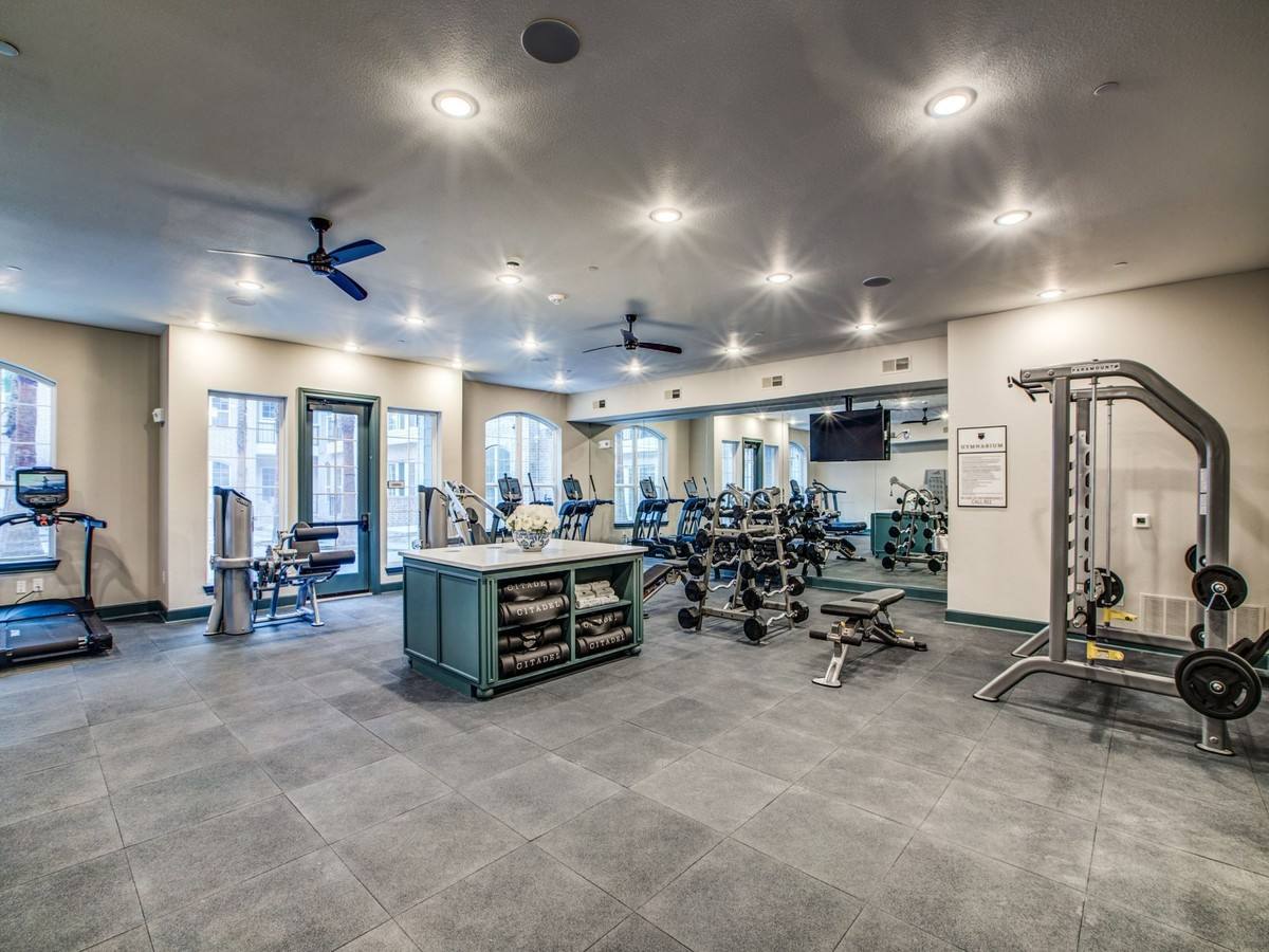 Apartment for rent at 2220 Pinegate #CA1, Houston, TX 77008