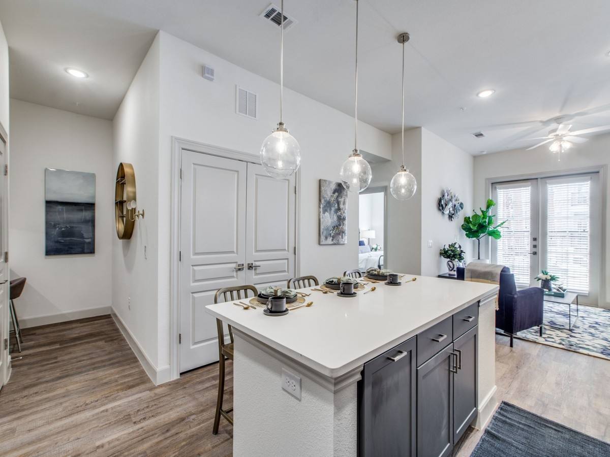 Apartment for rent at 2220 Pinegate #CA1, Houston, TX 77008