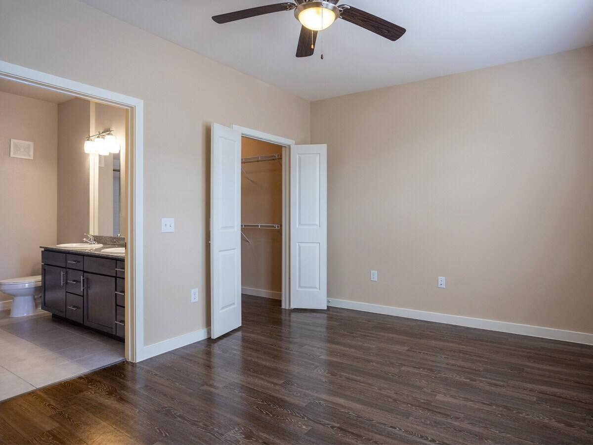 Apartment for rent at 13555 Cullen Blvd #SLC2, Houston, TX 77047