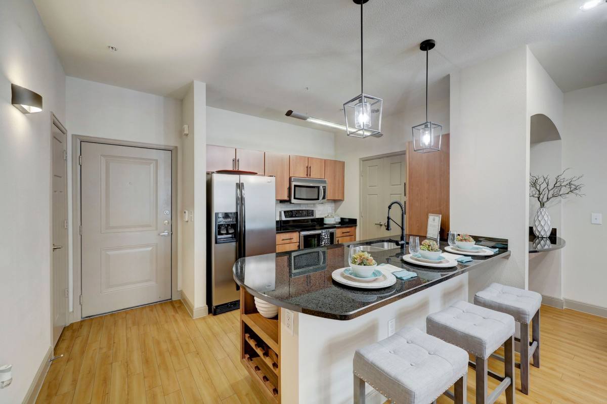 Apartment for rent at 2401 S Gessner Rd #VLA1, Houston, TX 77063