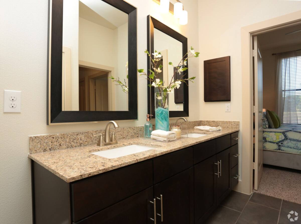 Apartment for rent at 1835 Woodland Field Crossing #BWC1, Spring, TX 77380