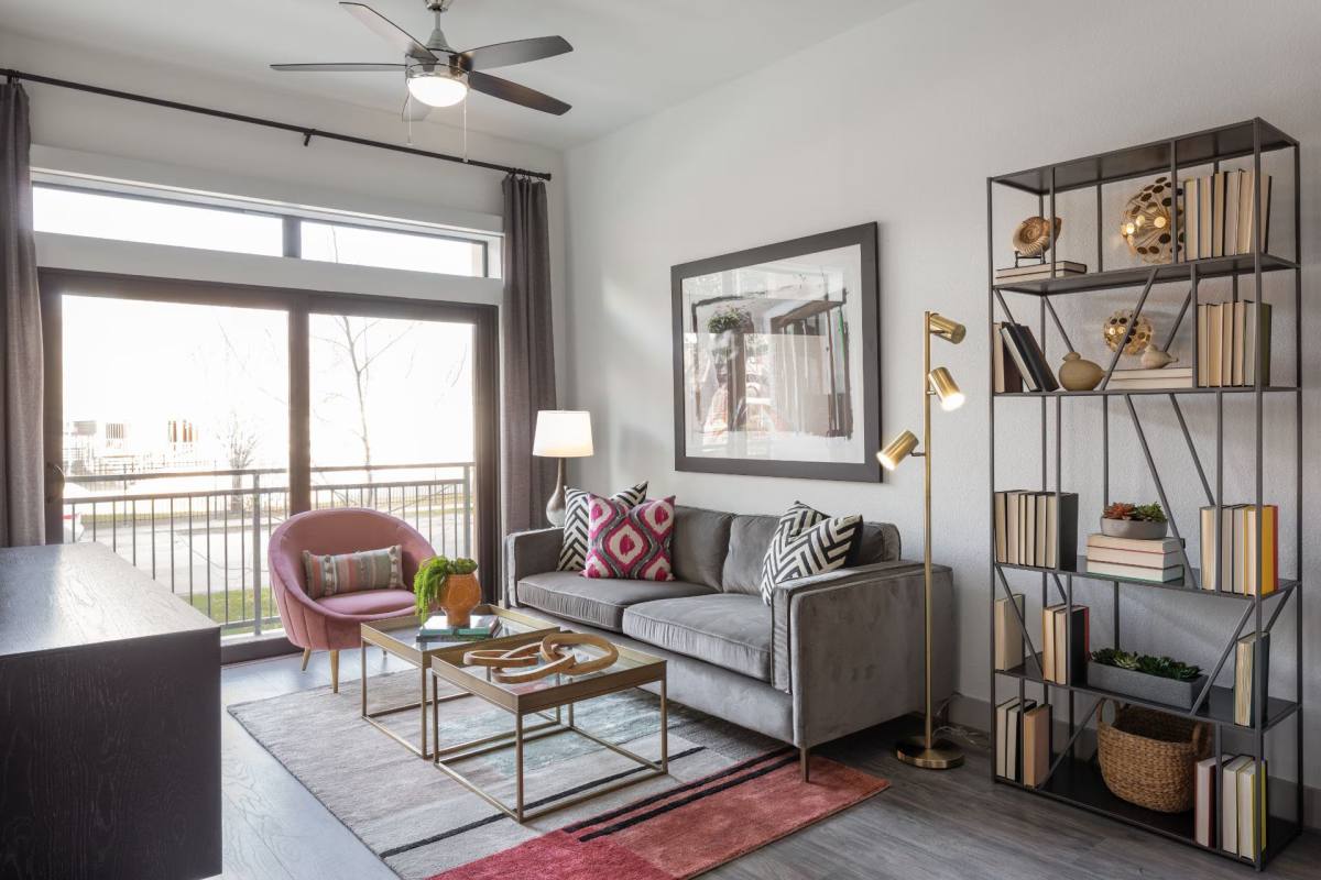 Apartment for rent at 515 W 20th St #10HW, Houston, TX 77008
