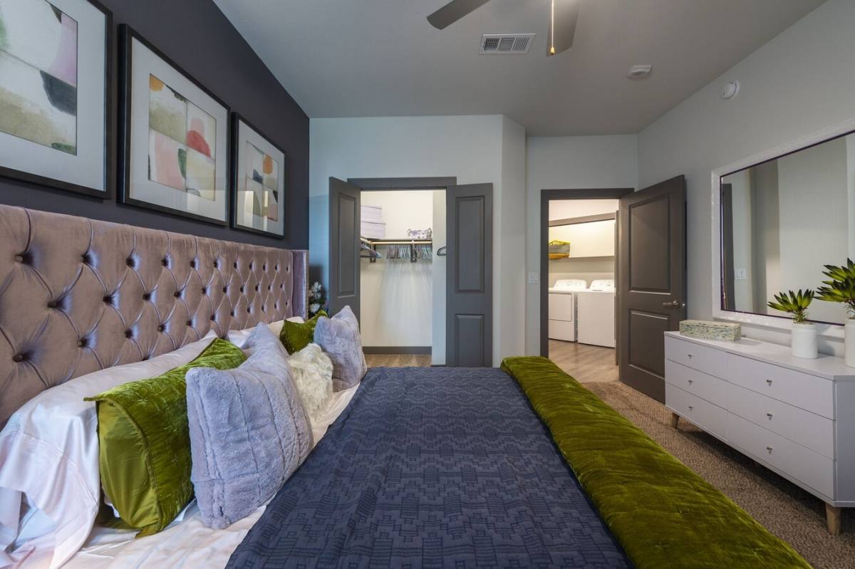 Apartment for rent at 2200 N Sam Houston Parkway E #22H1, Houston, TX 77032
