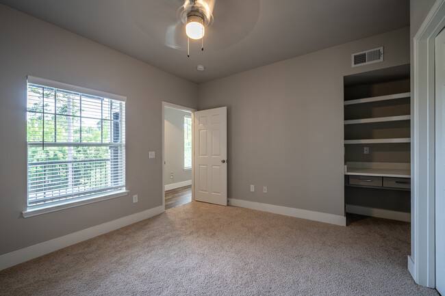 Apartment for rent at 1475 Sawdust Rd #ALX, Spring, TX 77380