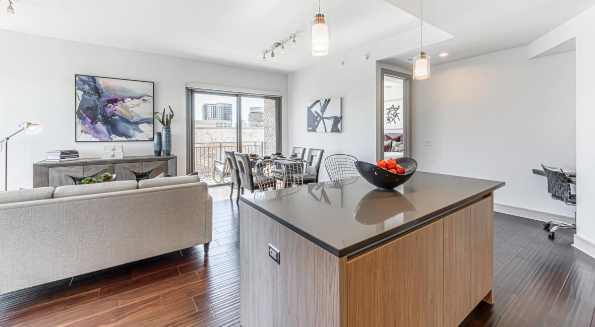 Apartment for rent at 409 Travis St #AMS2, Houston, TX 77002