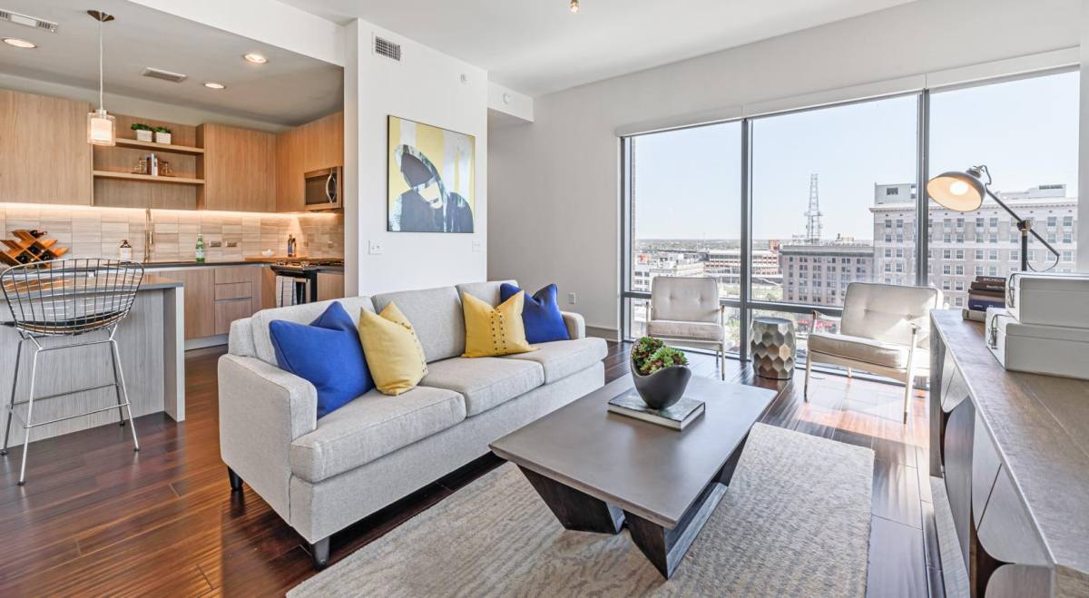 Apartment for rent at 409 Travis St #AMS2, Houston, TX 77002