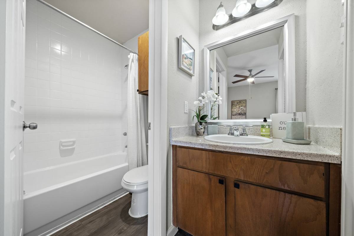 Apartment for rent at 7250 W Greens Rd #AAW2, Houston, TX 77064