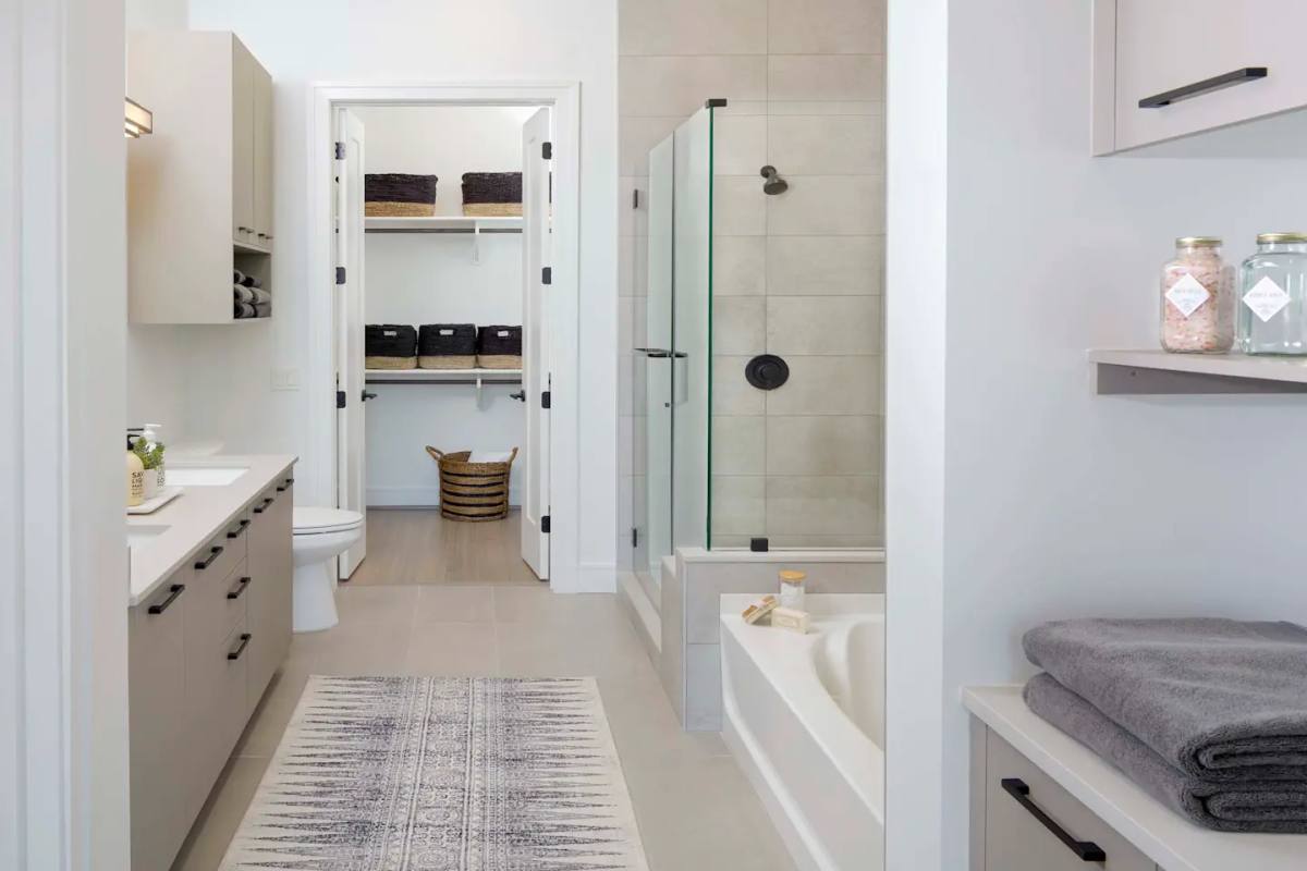 Apartment for rent at 1515 Austin #CNDN, Houston, TX 77002