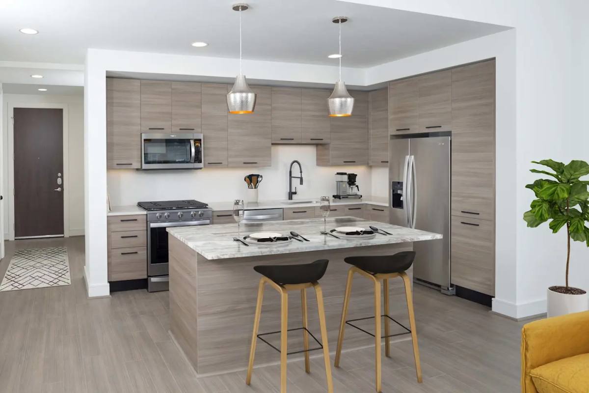 Apartment for rent at 1515 Austin #CNDN, Houston, TX 77002