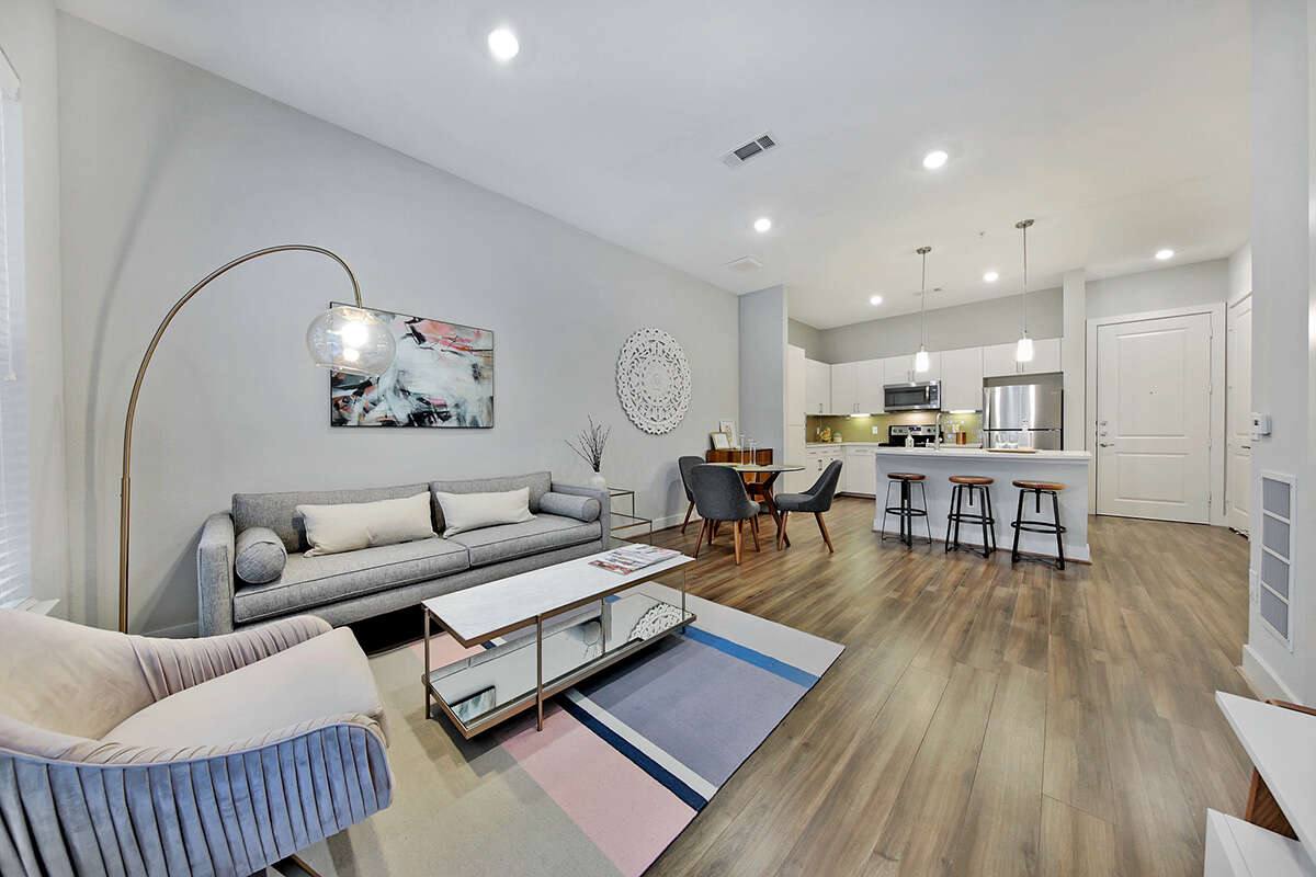Apartment for rent at 150 W Sam Houston Parkway N #AOTB2, Houston, TX 77024