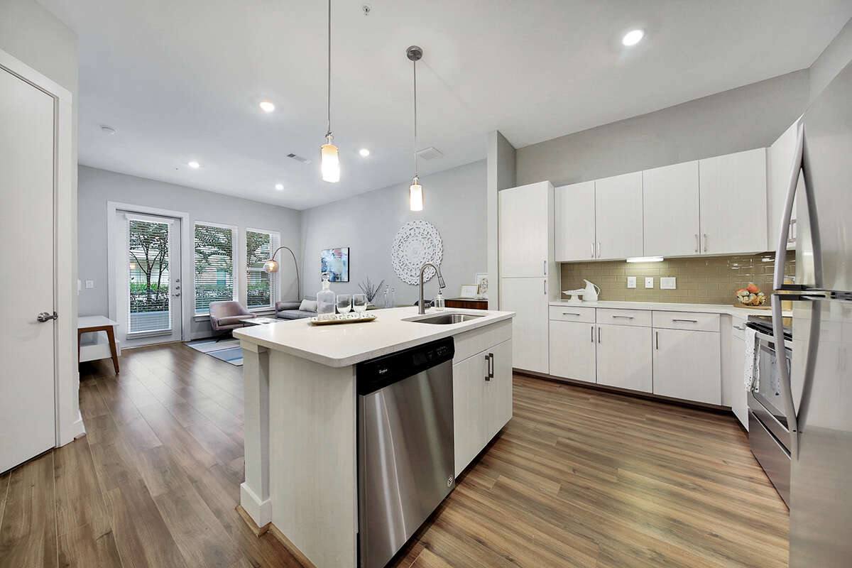 Apartment for rent at 150 W Sam Houston Parkway N #AOTB2, Houston, TX 77024