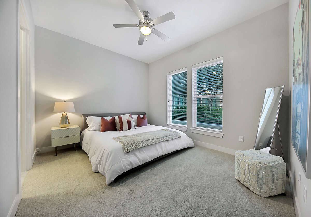 Apartment for rent at 150 W Sam Houston Parkway N #AOTB2, Houston, TX 77024