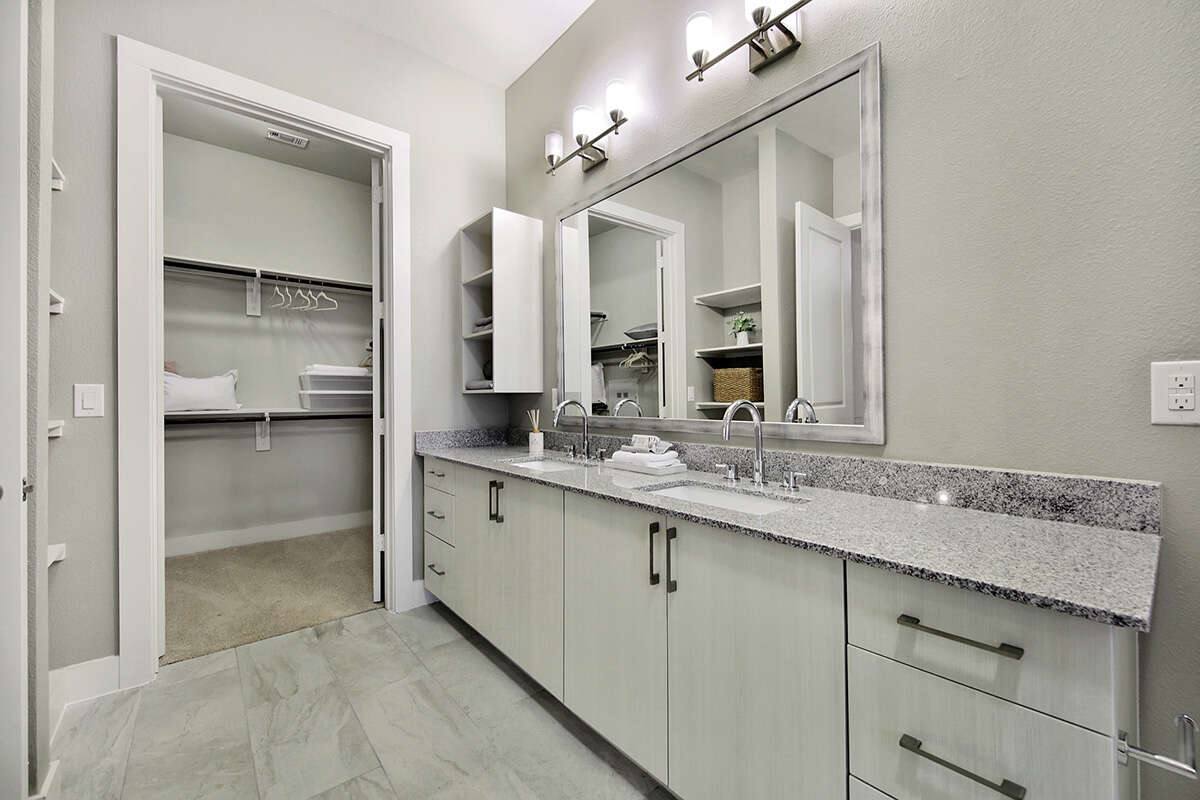 Apartment for rent at 150 W Sam Houston Parkway N #AOTB2, Houston, TX 77024