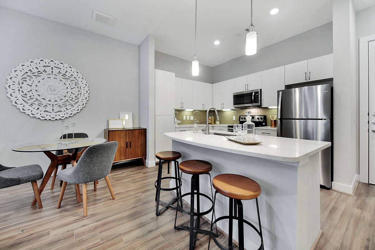 Apartment for rent at 150 W Sam Houston Parkway N #AOTB2, Houston, TX 77024