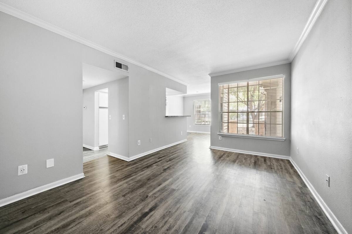 Apartment for rent at 15100 Ella Blvd #CLCT, Houston, TX 77090