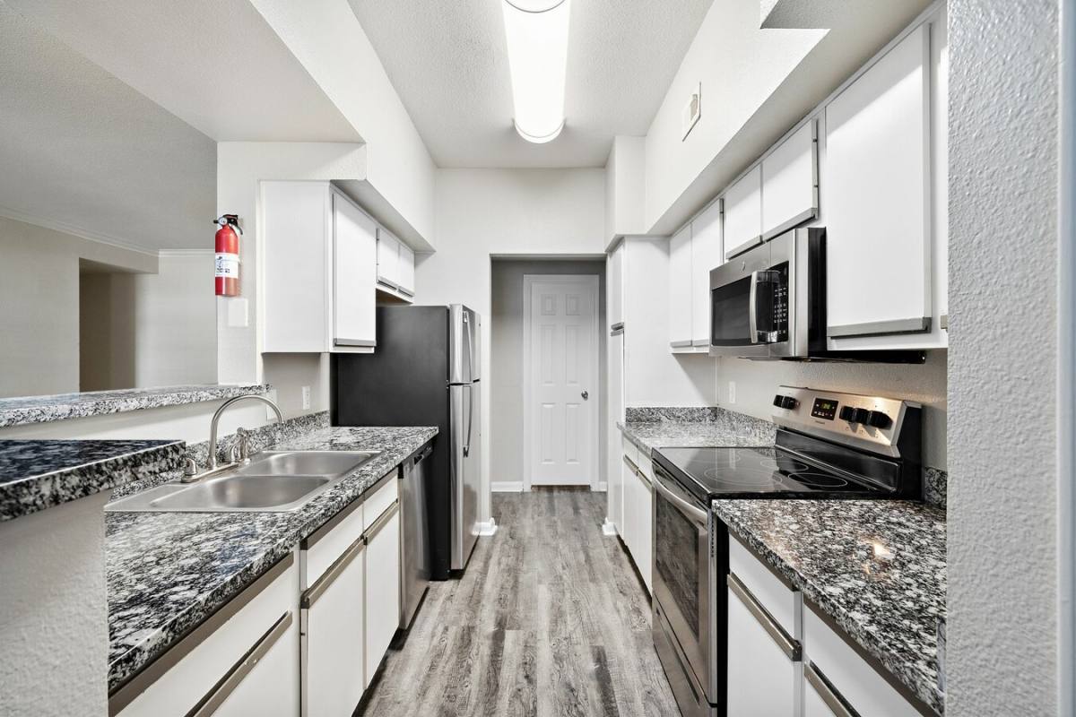 Apartment for rent at 15100 Ella Blvd #CLCT, Houston, TX 77090