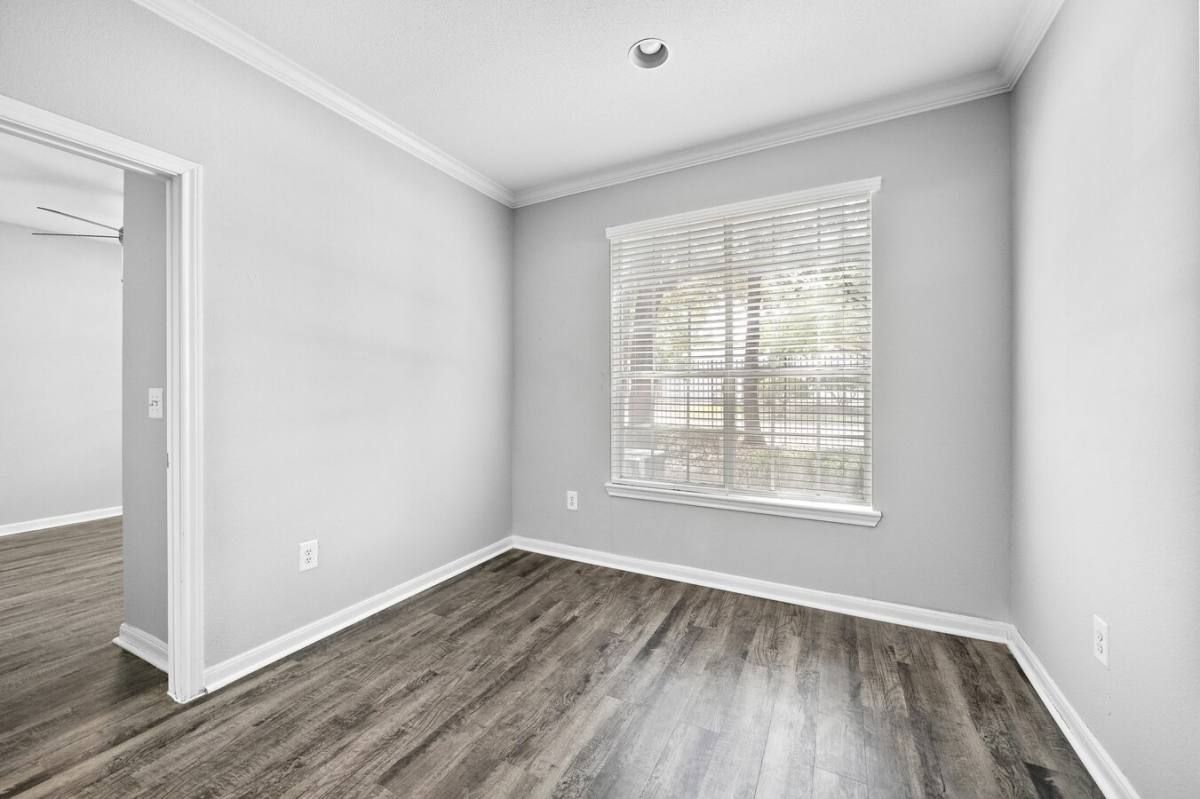 Apartment for rent at 15100 Ella Blvd #CLCT, Houston, TX 77090