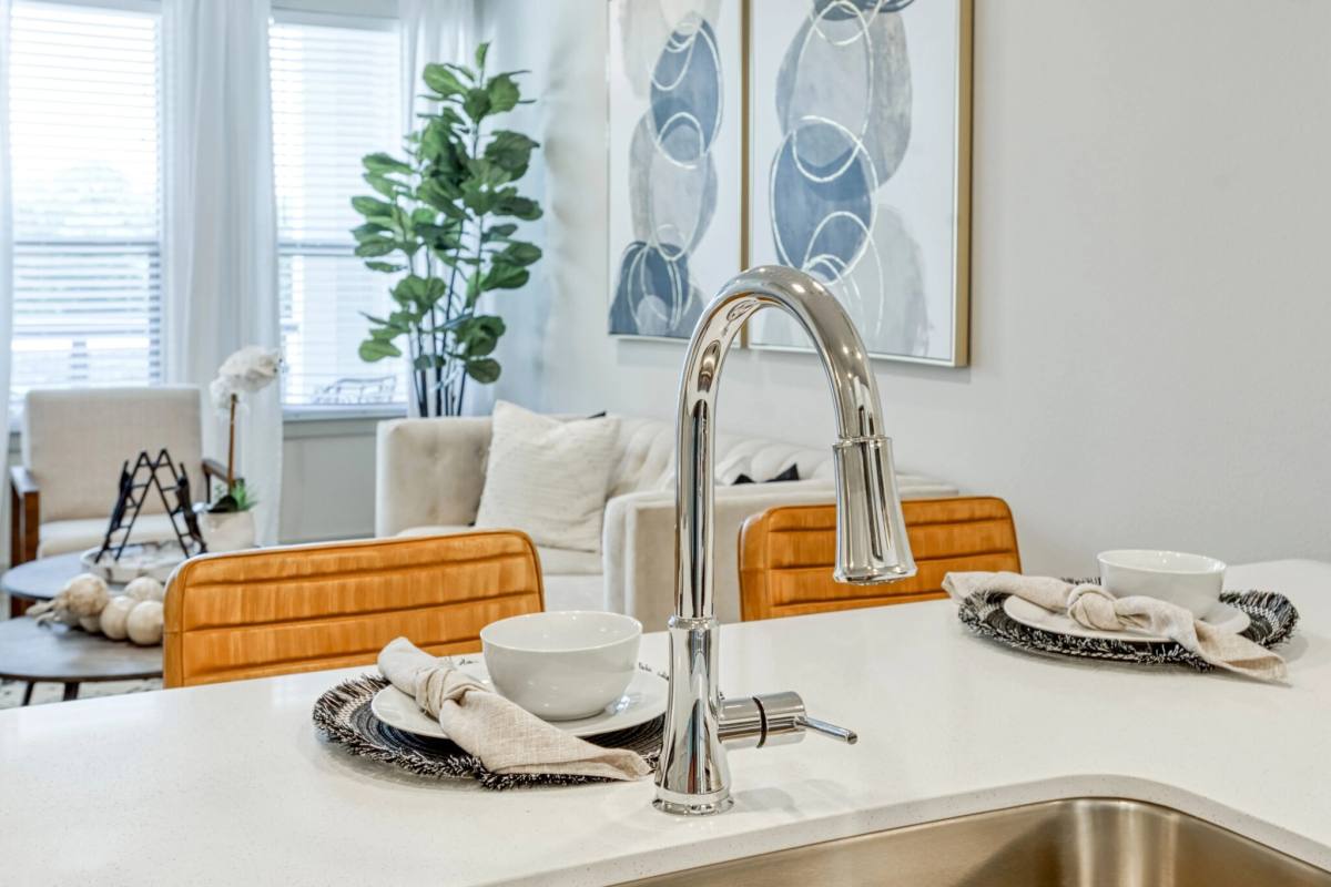 Apartment for rent at 4840 N Shepherd Dr #DAS, Houston, TX 77018