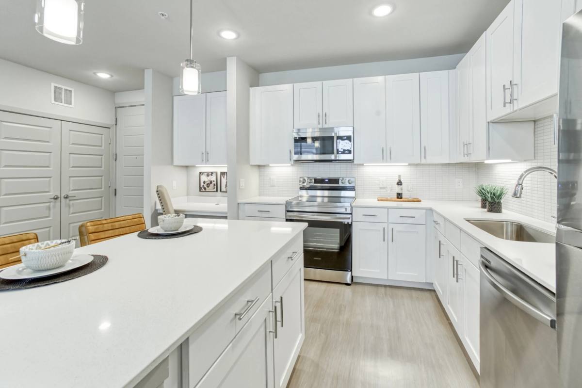 Apartment for rent at 4840 N Shepherd Dr #DAS, Houston, TX 77018