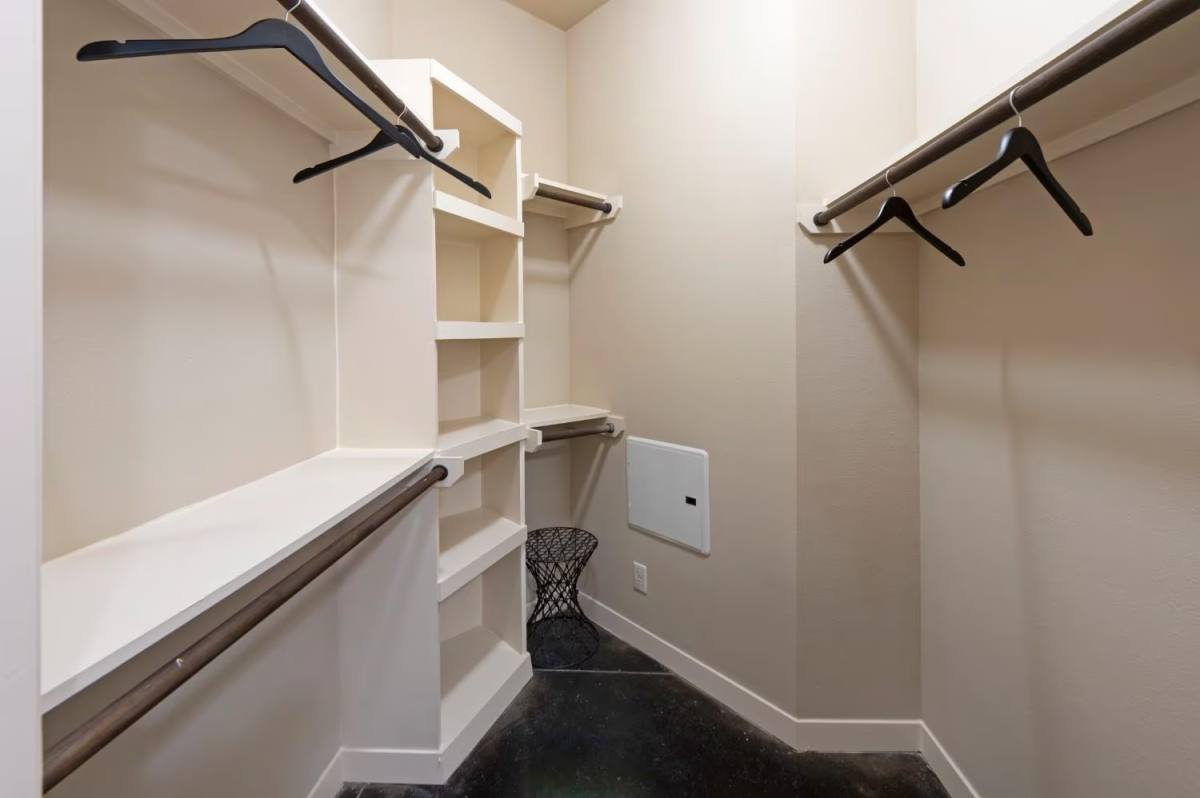 Apartment for rent at 7010 Staffordshire St #EMC, Houston, TX 77030