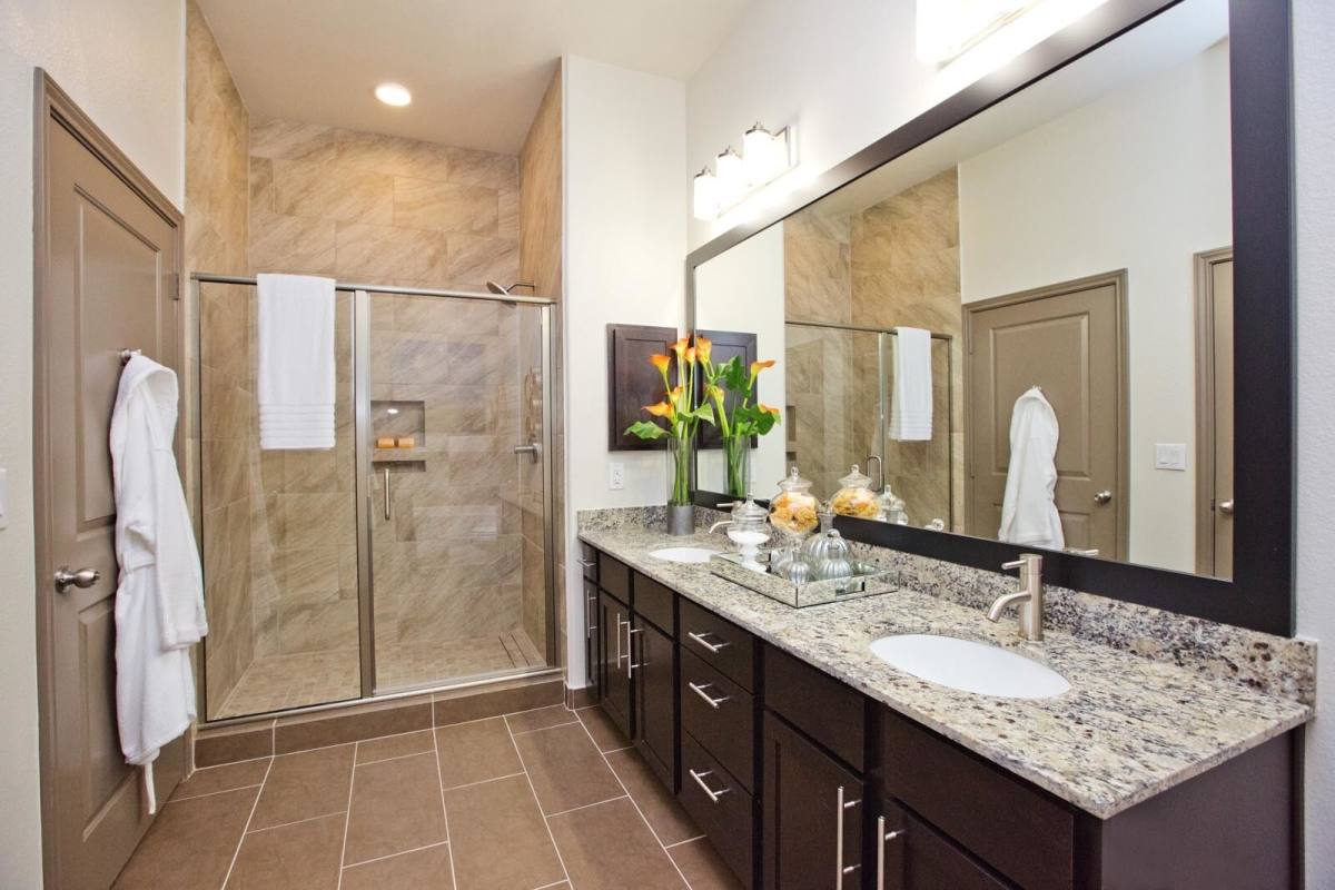 Apartment for rent at 21525 Spring Plaza Dr #ESC1, Spring, TX 77388