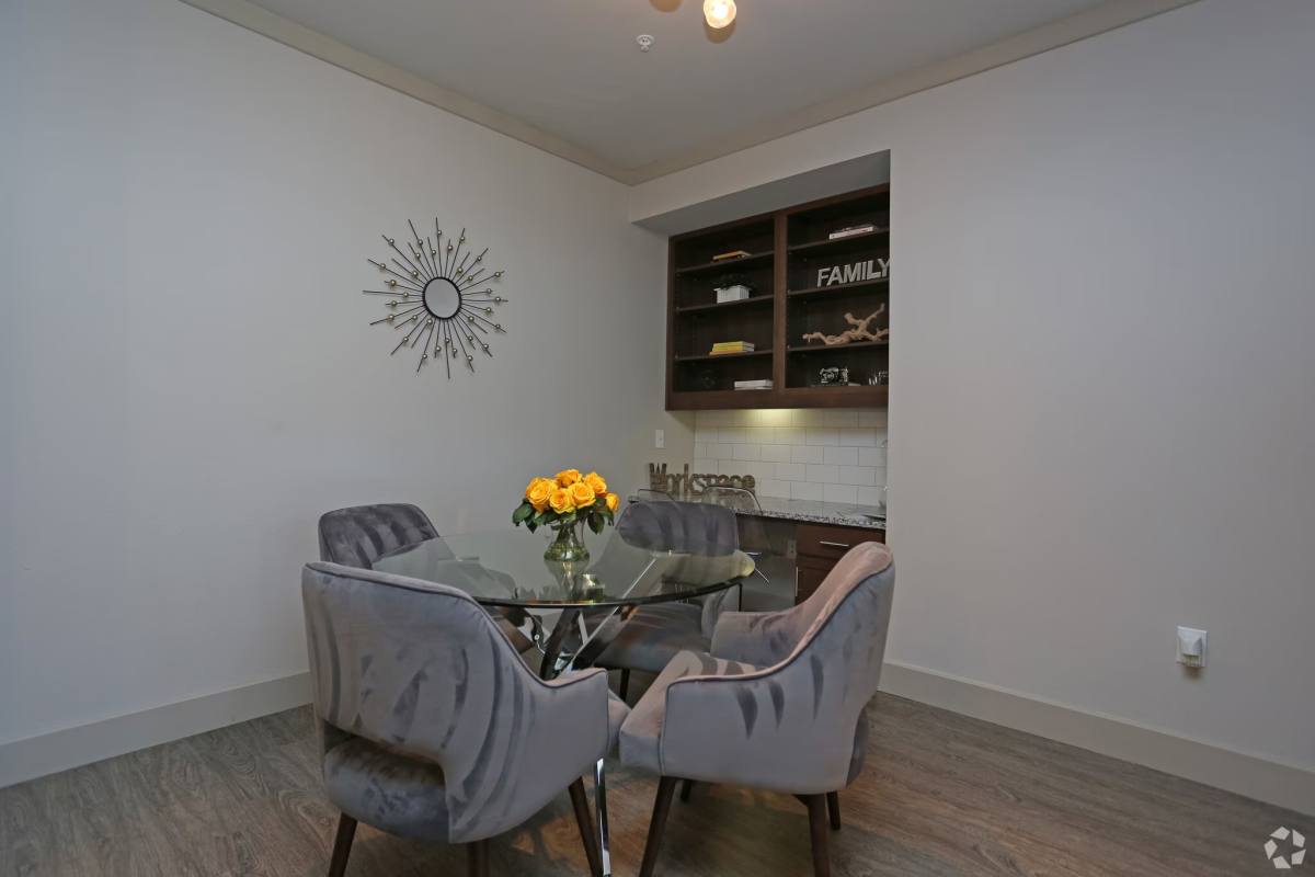 Apartment for rent at 331 Forest Center Dr #KLG1, Kingwood, TX 77339