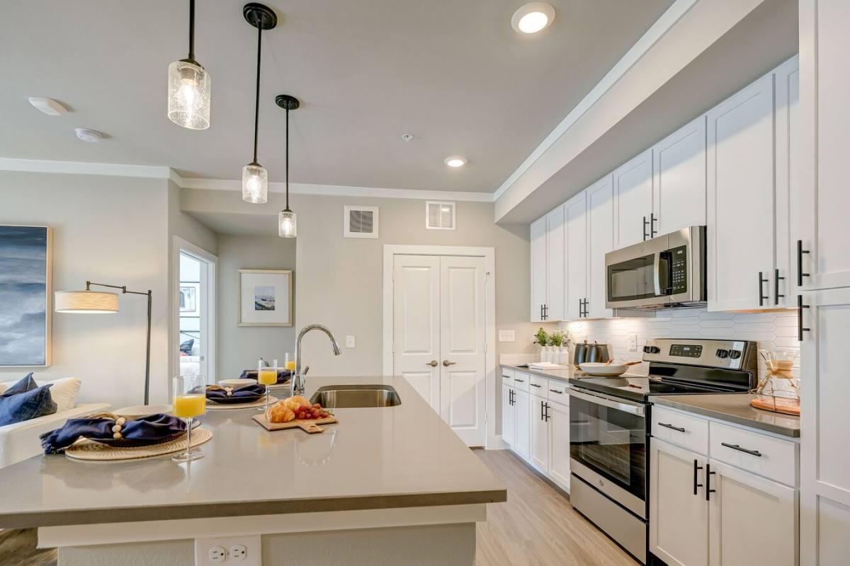 Apartment for rent at 13802 Napoli Dr #PON, Houston, TX 77070
