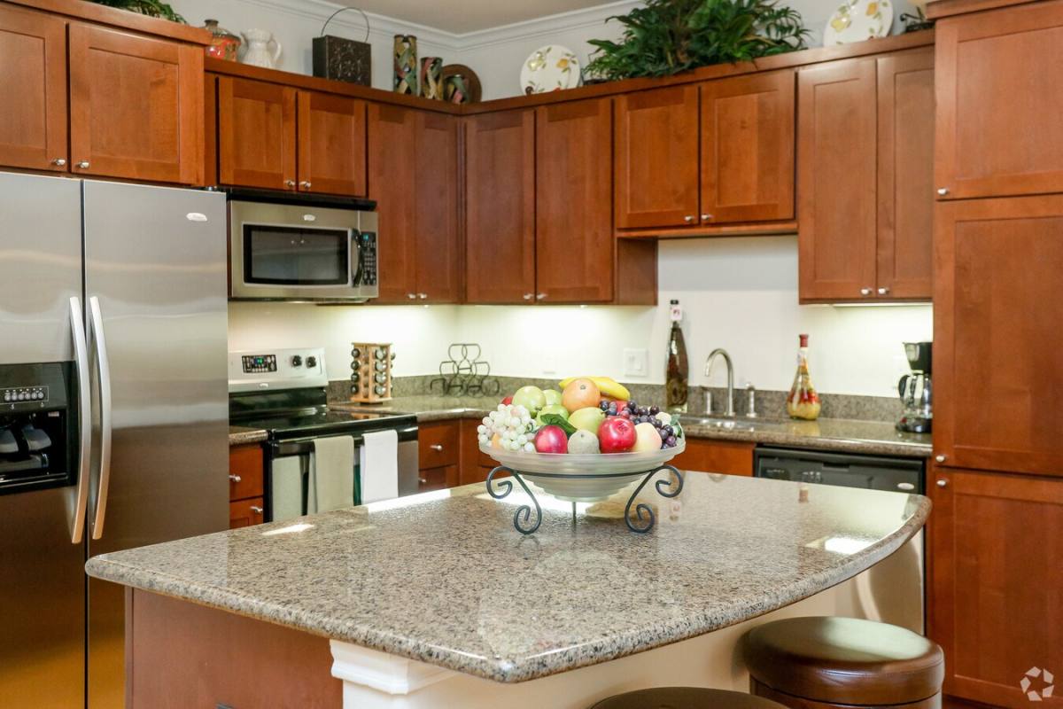 Apartment for rent at 3003 Seagler Rd #PW82, Houston, TX 77042
