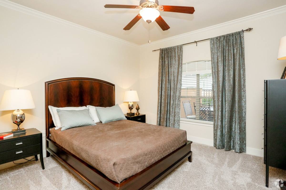 Apartment for rent at 3003 Seagler Rd #PW82, Houston, TX 77042