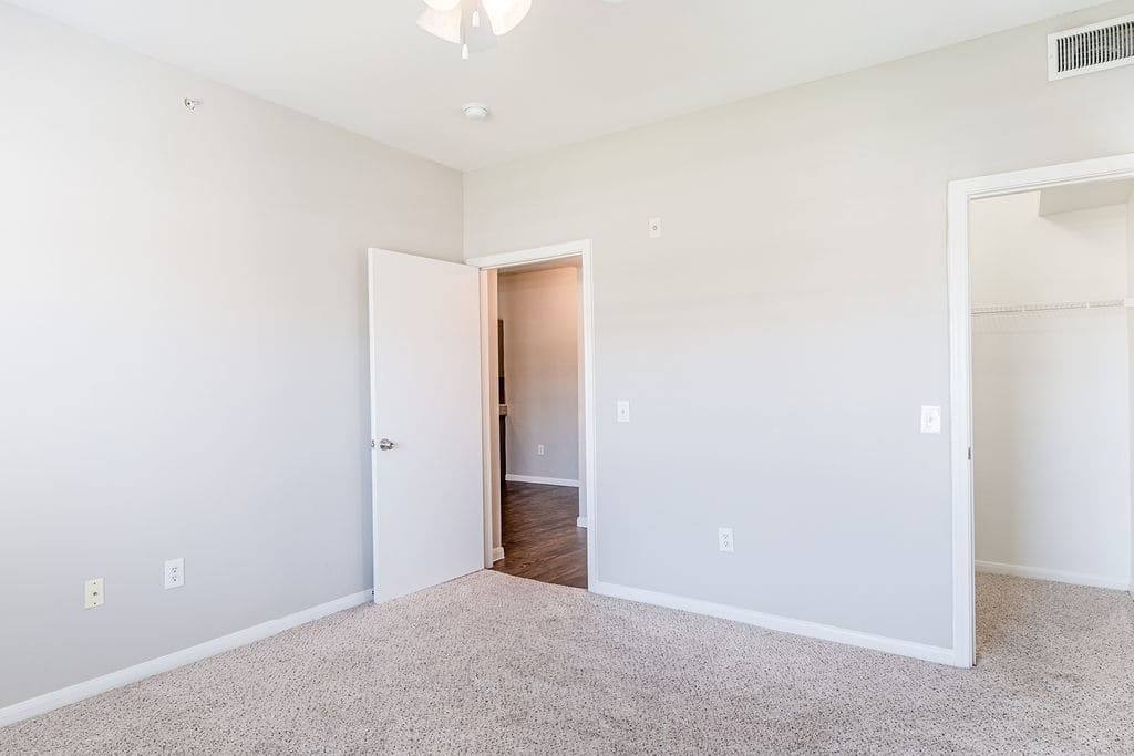 Apartment for rent at 1710 Old Alvin Rd #OBE, Pearland, TX 77581