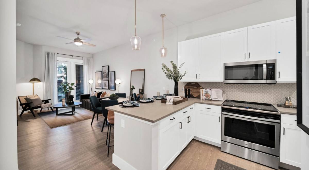Apartment for rent at 2000 Taylor St #TRHS1, Houston, TX 77007
