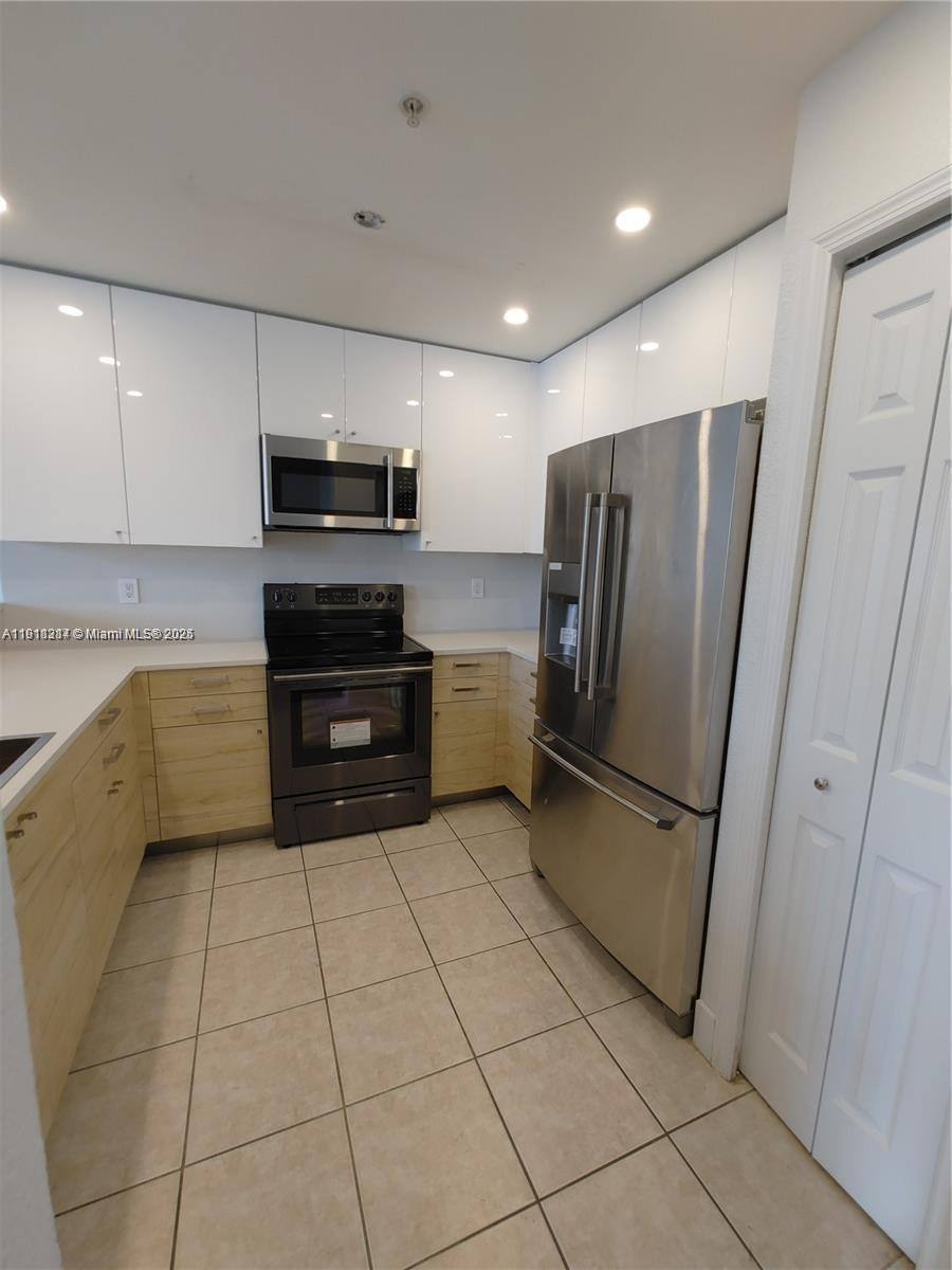 Condo for rent at 10901 NW 83rd St #204, Miami, FL 33178
