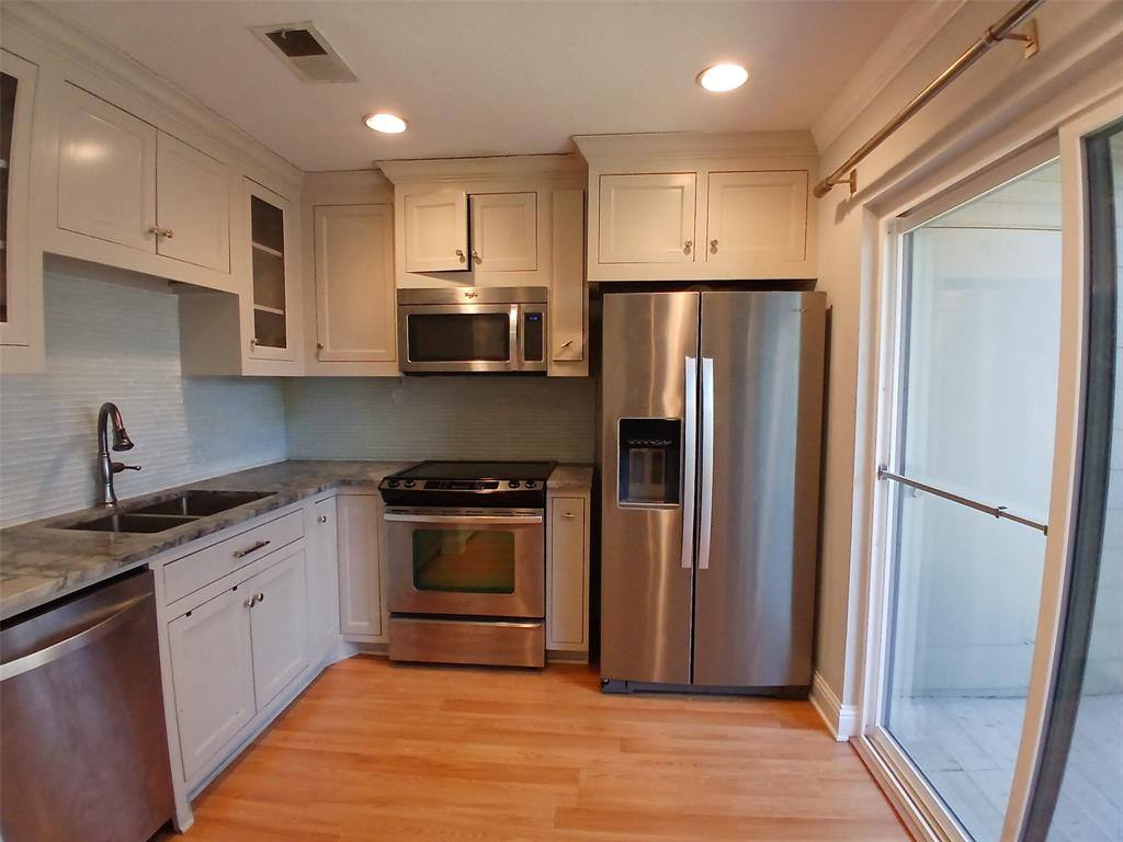 Condo for rent at 5335 Bent Tree Forest Dr #5335279T, Dallas, TX 75248