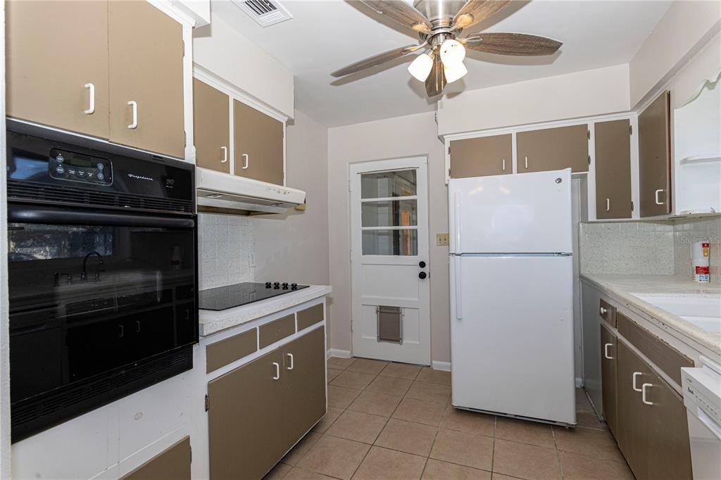 Apartment for rent at 776 Carew Ave #776, Orlando, FL 32804