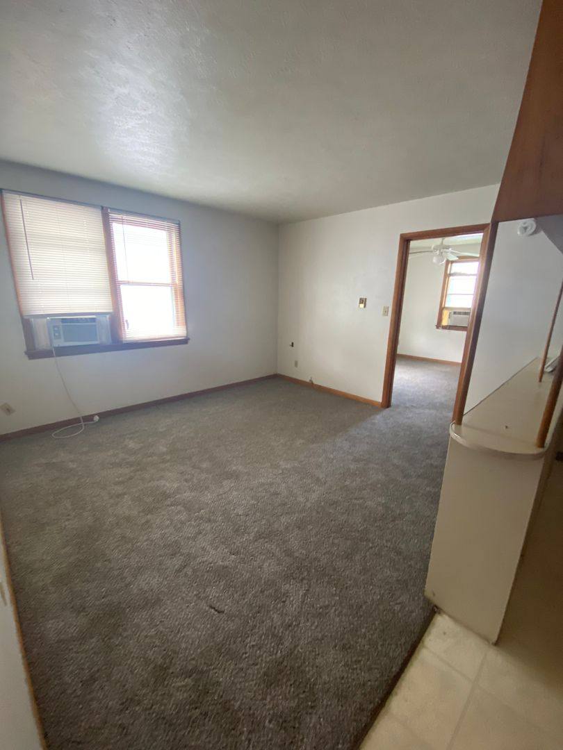 Apartment for rent at 102 Andrew, Jerseyville, IL 62052
