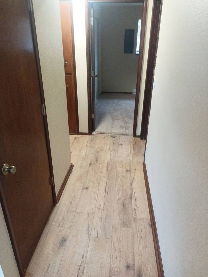Apartment for rent at 128-152 Idylwood Dr SE, Salem, OR 97302