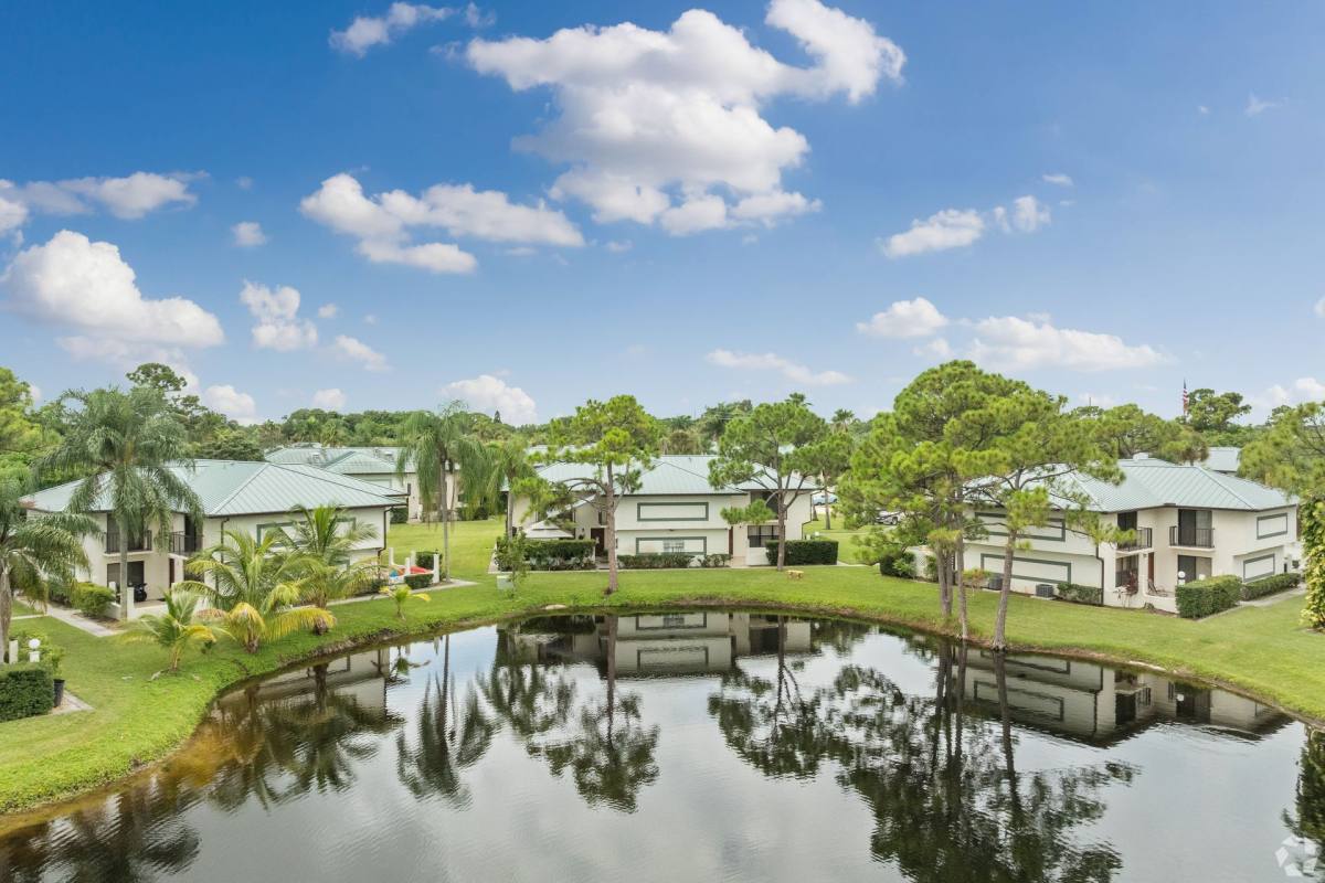 Apartment for rent at 3257 SE Brook St, Stuart, FL 34997